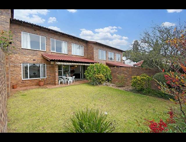 3 BEDROOM TOWNHOUSE FOR SALE IN RIVER CLUB